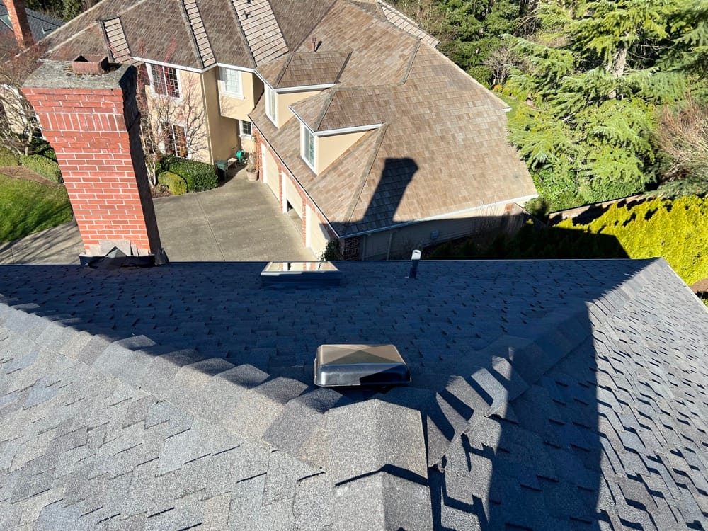 Home in the Portland metro with a finished architectural shingle roof